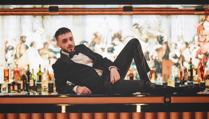 Изпълнителят пя пред многобройна и бурна публика в крайдунавския град Изпълнителят пя пред многобройна и бурна публика в крайдунавския град