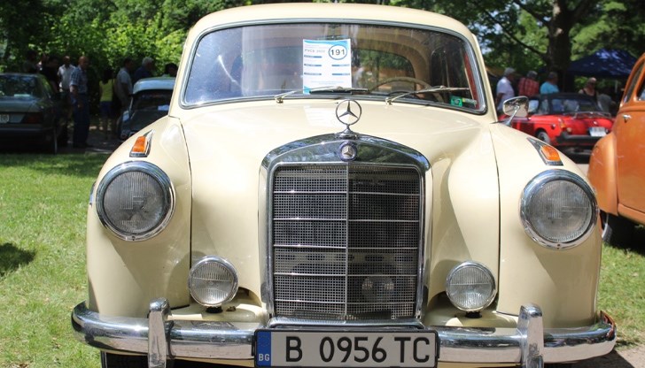 Автомобилът е произведен е през 1956 година за Йордания