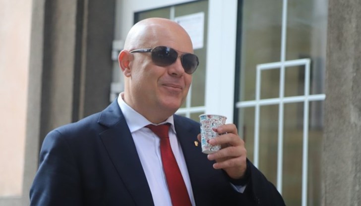 Гешев е обяснил на евродепутатите, че случаят с къщата в Барселона е висящо разследване, по което все още се очаква отговор от прокуратурата в Испания Гешев е обяснил на евродепутатите, че случаят с къщата в Барселона е висящо разследване, по което все още се очаква отговор от прокуратурата в Испания