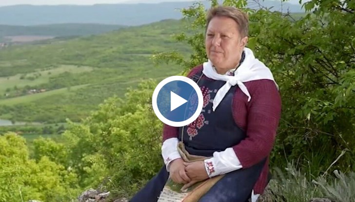 Една жена, която извървява дългия път от планината до известността в социалните мрежи