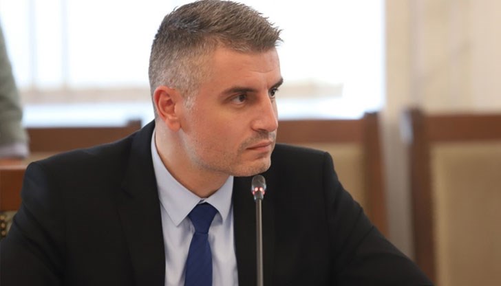 Радослав Рибарски отчете приетите промени в Закона за ВЕИ за собствени нужди
