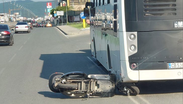 Мотористът е настанен в „Пирогов“, а виновникът за инцидента изчезна