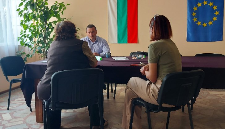 Пенчо Милков се срещна с жителите на Ново село