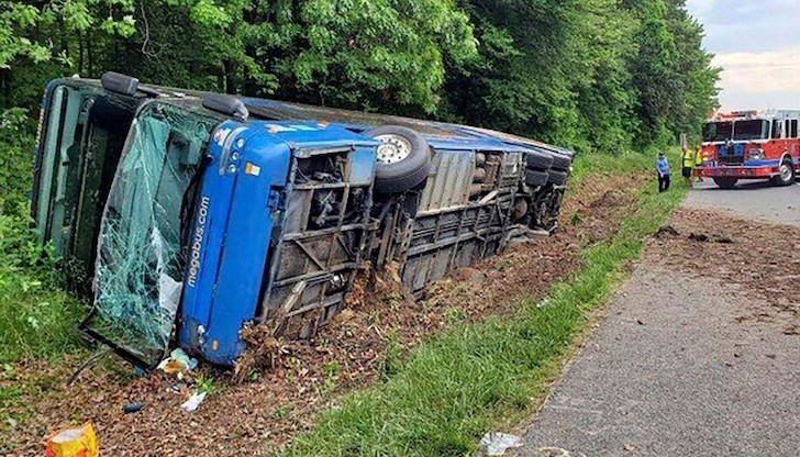 Катастрофиралият автобус возел хора, тръгнали на религиозна екскурзия