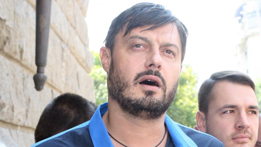 Отделно Бареков ще трябва да плати 4200 лева разноски по