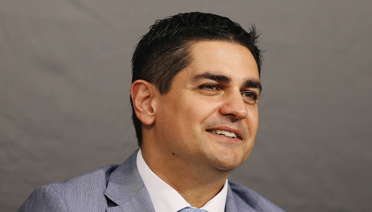 Посочва се, че изпратената по-рано днес декларация, е на приближени