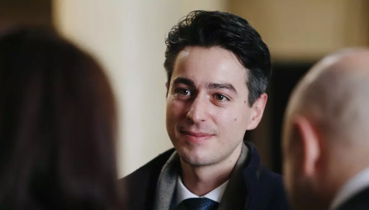 Въпреки кризите, в които се намираме, дългът на НДК се