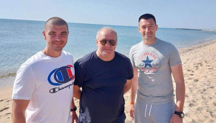 Това се случва два дни преди спасителния сезонПолицай от Върбица