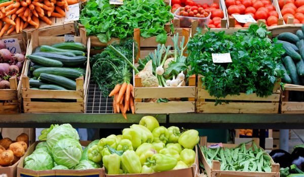 През отминалия месец май цените на храните на едро са