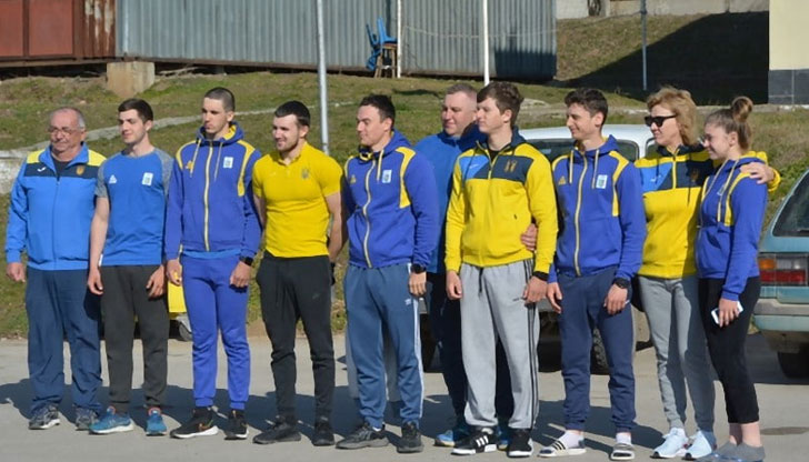 Украинските състезатели по кану-каяк се поздравиха с европейска титла при