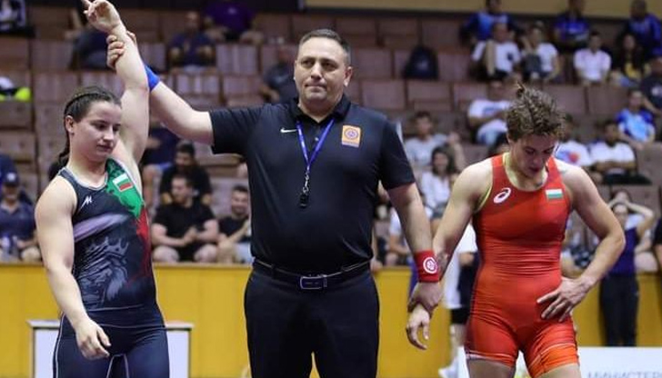 Състезателката на клуб по борба &bdquo;Юнак-Локомотив&ldquo; /Русе/ Биляна Дудова спечели