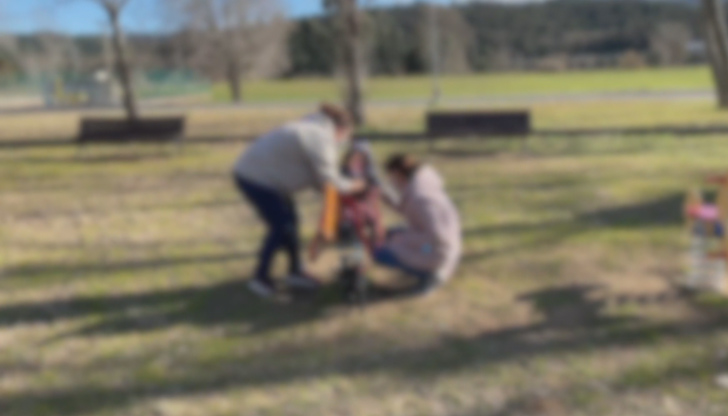 Детето, което има две майки, засега не съществува в правния