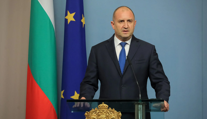 Държавният глава ще проведе консултации с парламентарните групи за връчване