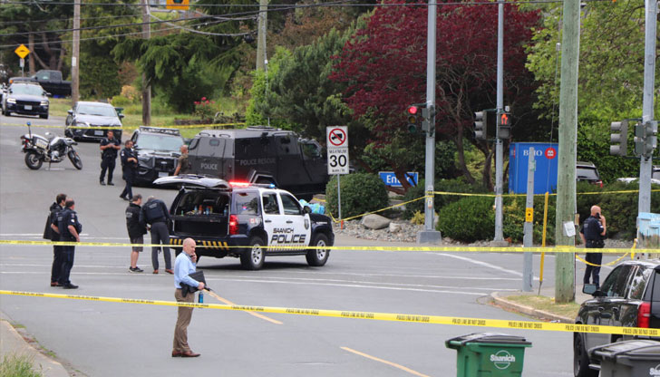 Те са били "тежко въоръжени" и по първоначални данни са