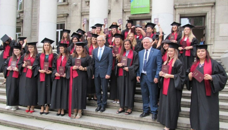 Това заяви министърът на образованието Николай Денков, който е на