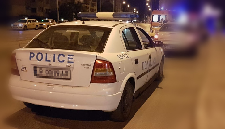 Младежът е неправоспособен и управлявал нерегистриран мотопедОколо 01:30 часа на