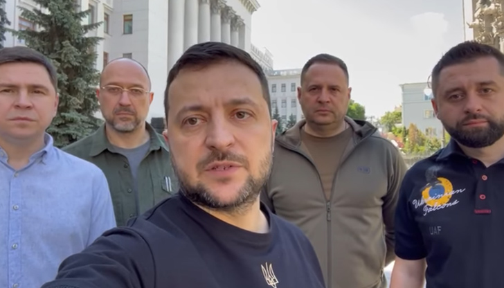 Представителите на държавата са тук, защитаващи Украйна вече 100 дни"Победата