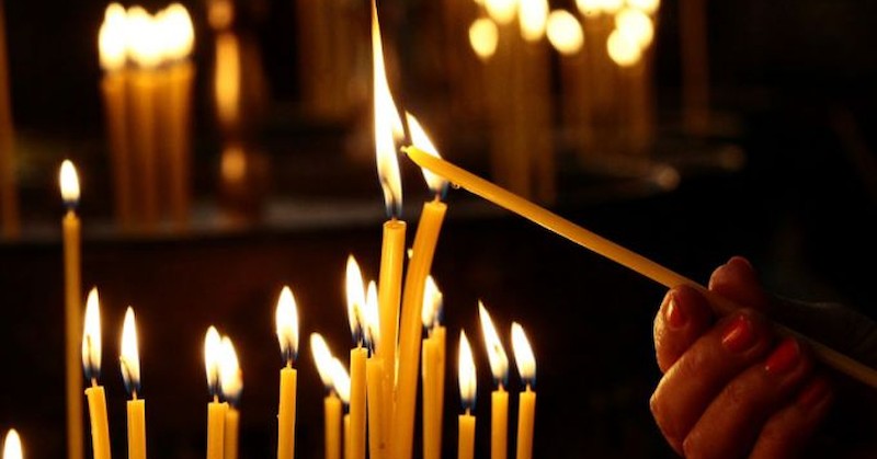 Два пъти поскъпва цената на парафиновите свещиТя става 160 лв.