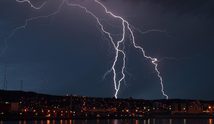 Фаталната мълния е поразила жертвите си край река Сан Габриел