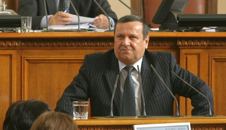 Не искам Народното събрание да бъде гумен печат на Министерски