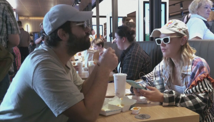 "Вкусно и точка" се нарича веригата за бързо хранене, която