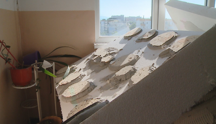 Инцидентът станал тази сутрин към 7:00 часаСаниран таван на жилищен