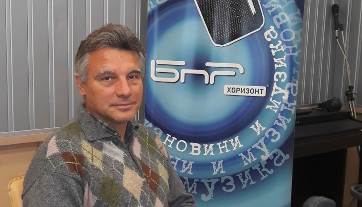 Според социолога е възможна и коалиция "Продължаваме промяната" - ГЕРБ"Очевидно