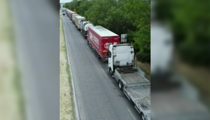 За пореден ден километрични колони от камиони на „Дунав мост”