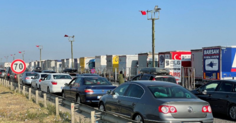 Основната тема на разговорите ще бъдат мерки за облекчено преминаване