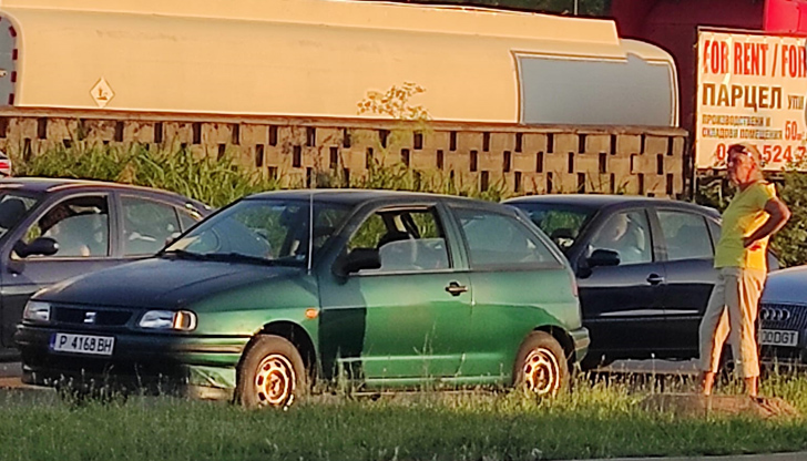 На ГКПП &bdquo;Кулата&rdquo; колоната от автомобили достигна почти 10 км,