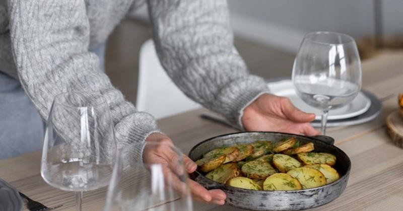 Трябва да знаем, че има храни, които при затоплянето си