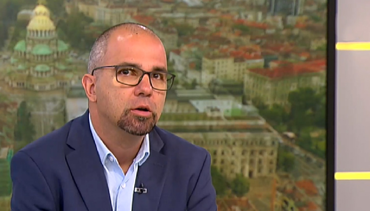 Първан Симеонов: Това, което наблюдаваме вчера, е позор, агония. Никой