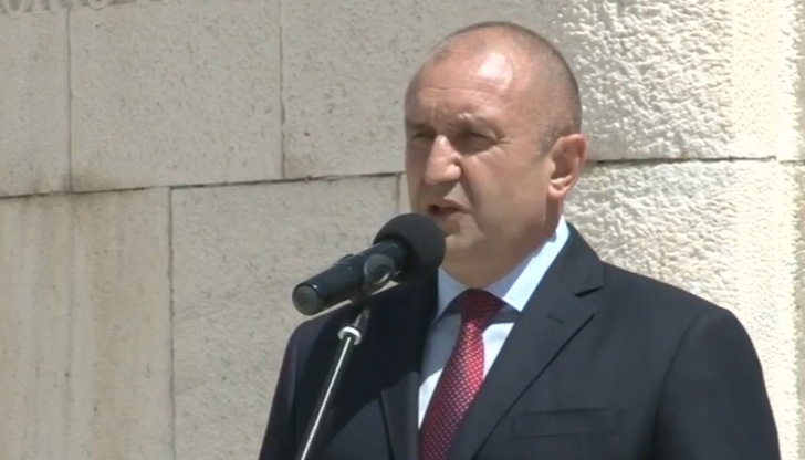 Президентът Румен Радев е в Банско.Радев е гост на честванията