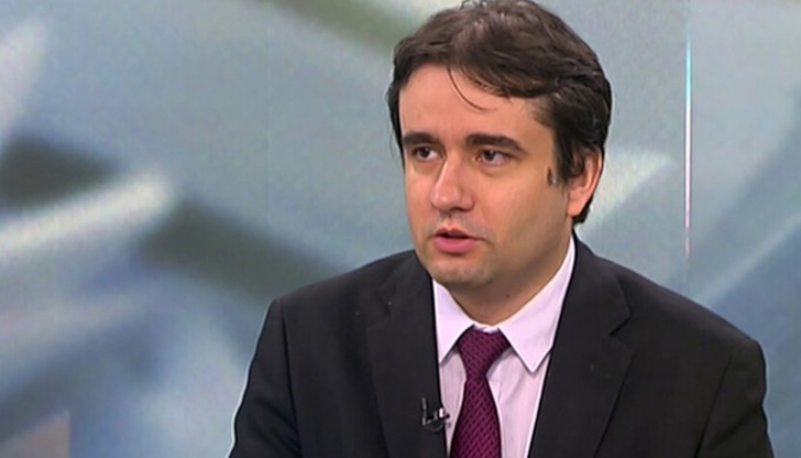 Една от опциите на &bdquo;Демократична България&rdquo; е да се яви