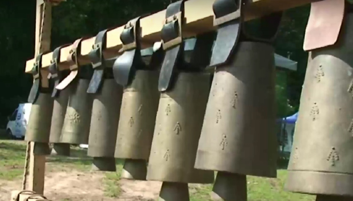 Хиляди ценители на фолклора се стекоха във Врачанския балкан за