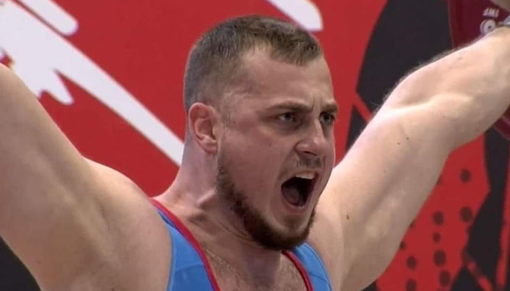 България продължава победния си марш на европейското първенство по вдигане