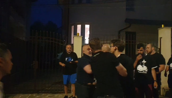 Група на ВМРО влезе в сблъсъци с активисти на ГЕРБ