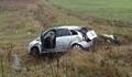 Млада шофьорка излетя с колата си в нива край Червена вода