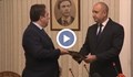 "Продължаваме промяната" върнаха проучвателния мандат на президента Румен Радев