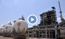 Експерт: Рафинерията в Бургас да бъде взета на оперативно управление