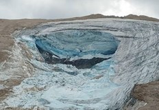 Тя е била предизвикана от срутване на ледникЛавина предизвикана от