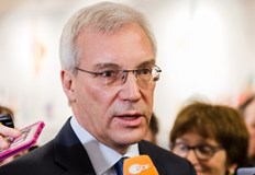 Москва ще постави въпроса за запазване на дипломатическото си присъствие