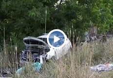 В автомобила са пътували две жени мъж и бебеЛек автомобил