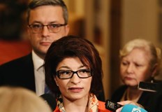 Десислава Атанасова прогнозира тежка зима Няма управленска формула която да се