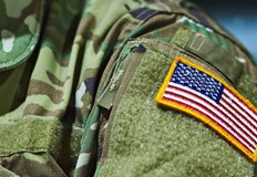 Американски пенсиониран армейски генерал с три звезди беше отстранен от