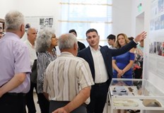 Късно снощи в село Новград бе открита изцяло ремонтираната сграда