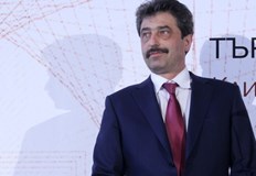 Банкерът Цветан Василев вече не присъства на сайта на ИнтерполМеждународната