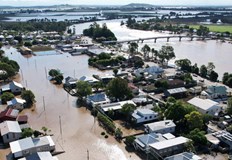 Австралия е особено засегната от изменението на климатаПридошли реки след
