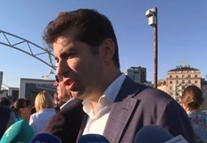 Ако правителството не е подкрепено от независими депутати то няма