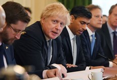 Британските министри на здравеопазването и на финансите подадоха днес оставкиТова